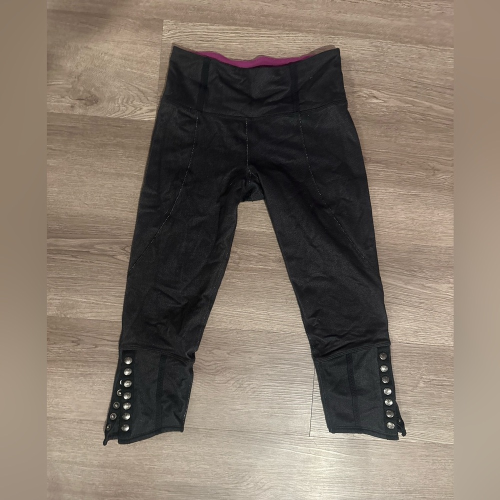 Lululemon denim yoga pants with stylish buttons